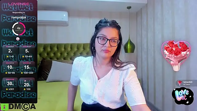 Snapshot of ZarifaBev chatting on 02.03.25 ZarifaBev online show from 02.03.25