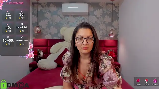 Snapshot of ZarifaBev chatting on 02.20.25 ZarifaBev online show from 02.20.25