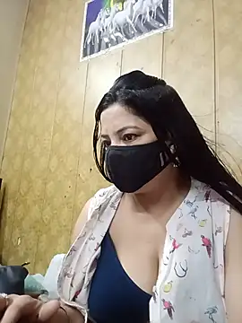 Snapshot of hornycoupleJandS chatting on 06.15.26 hornycoupleJandS online show from 06.15.26