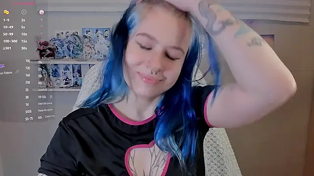 Snapshot of tender_kiitty chatting on 09.30.25 tender kiitty online show from 09.30.25