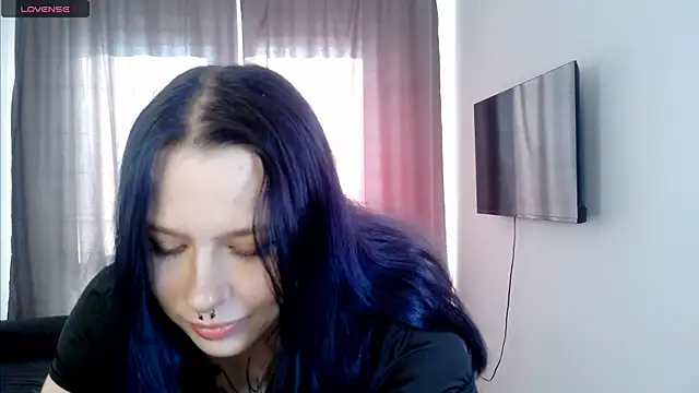Snapshot of tender_kiitty chatting on 07.25.26 tender kiitty online show from 07.25.26