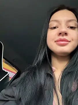 JulliaVegas online show from 12.18.24
