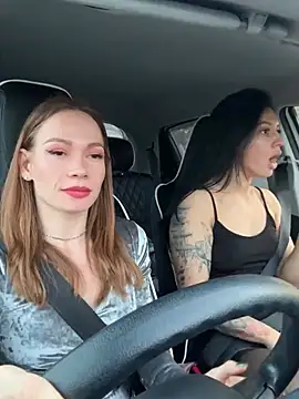 JulliaVegas online show from 12.18.24