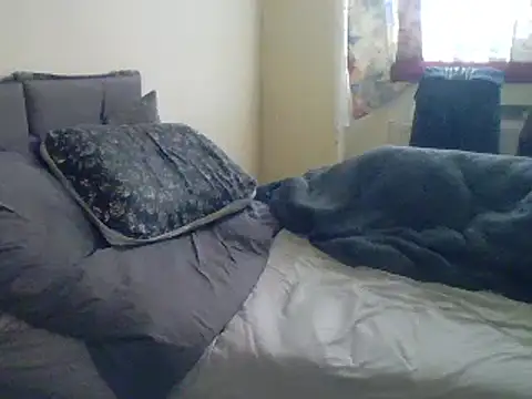 Snapshot of farock chatting on 02.20.25 farock online show from 02.20.25