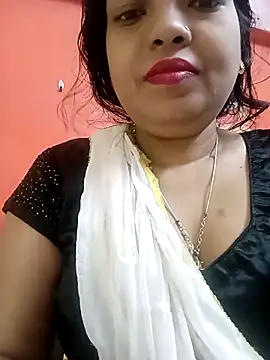 Snapshot of sunita-doll chatting on 10.03.25 sunita-doll online show from 10.03.25