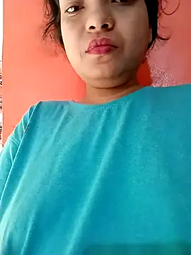 Snapshot of sunita-doll chatting on 10.12.25 sunita-doll online show from 10.12.25