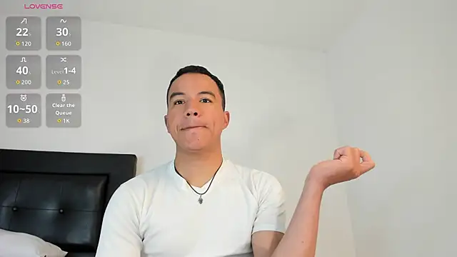 Snapshot of lucas_wellx chatting on 07.14.26 lucas wellx online show from 07.14.26