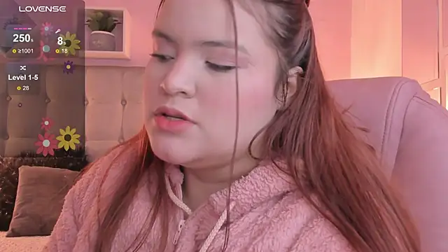 Snapshot of melanie_hh chatting on 10.04.25 melanie hh online show from 10.04.25