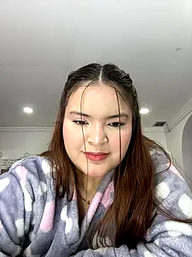 Snapshot of melanie_hh chatting on 10.14.25 melanie hh online show from 10.14.25