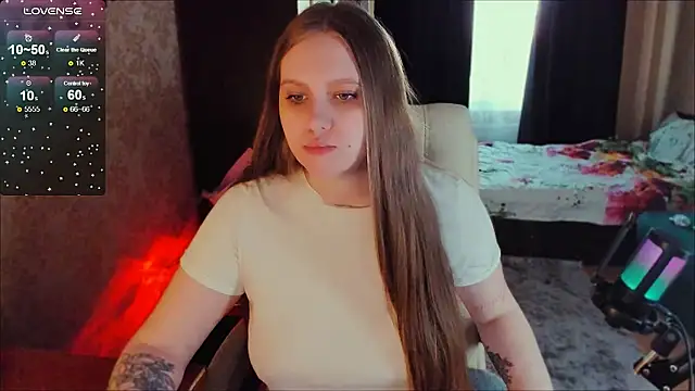 Snapshot of Alice_Dreamgirl_ chatting on 03.16.25 Alice Dreamgirl online show from 03.16.25