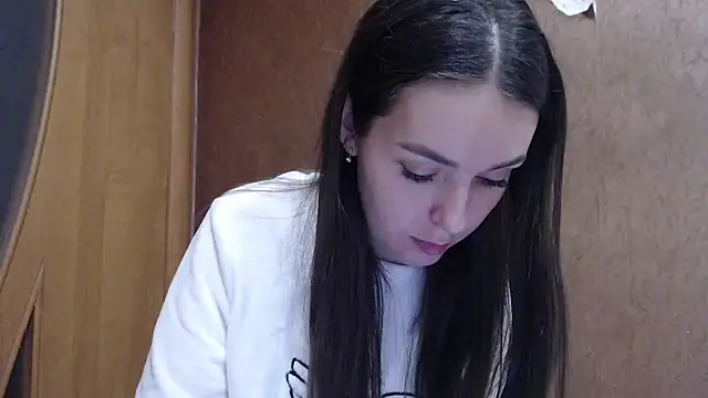 Lissabel online show from 01.04.25