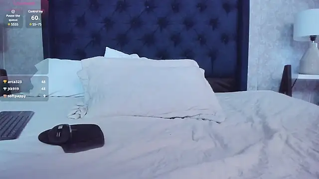 Snapshot of hotmature1 chatting on 01.15.25 hotmature1 online show from 01.15.25