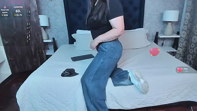 Snapshot of hotmature1 chatting on 01.18.25 hotmature1 online show from 01.18.25