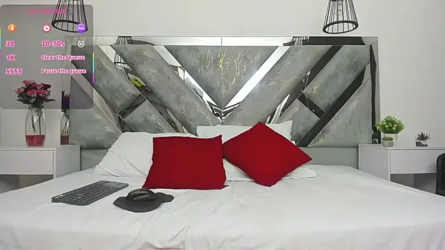 Snapshot of hotmature1 chatting on 09.11.25 hotmature1 online show from 09.11.25