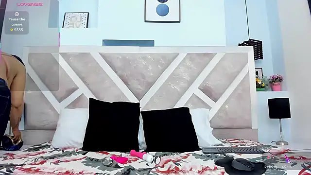 hotmature1 online show from 04.04.26