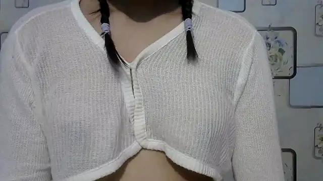 Snapshot of angel_aarna chatting on 01.08.25 angel aarna online show from 01.08.25