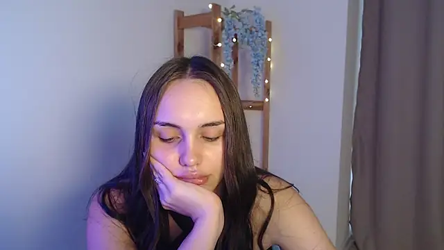 IrinaShayk18 online show from 01.03.25