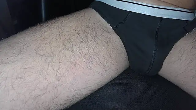 Snapshot of cs1512 chatting on 02.12.25 cs1512 online show from 02.12.25