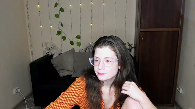 Snapshot of Alicia_redfollow chatting on 01.26.25 Alicia redfollow online show from 01.26.25