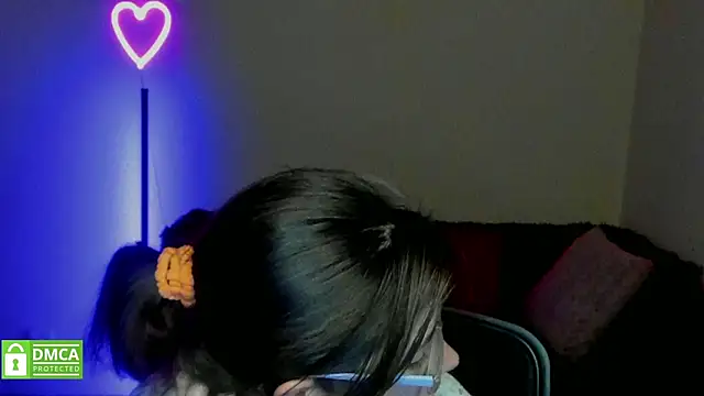 Snapshot of Alicia_redfollow chatting on 02.05.25 Alicia redfollow online show from 02.05.25