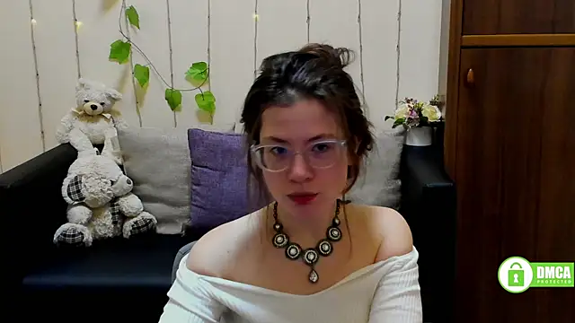 Snapshot of Alicia_redfollow chatting on 02.23.25 Alicia redfollow online show from 02.23.25