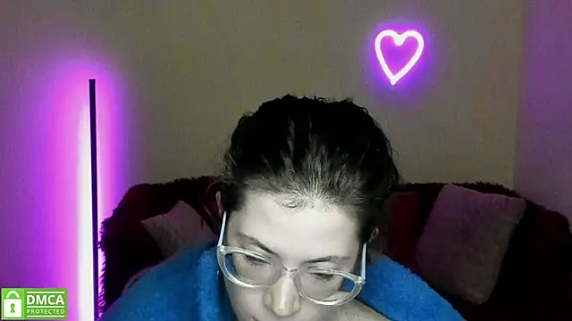 Snapshot of Alicia_redfollow chatting on 03.06.25 Alicia redfollow online show from 03.06.25