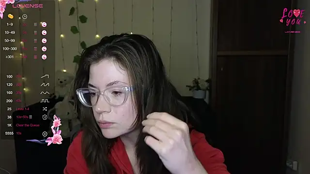 Snapshot of Alicia_redfollow chatting on 03.21.25 Alicia redfollow online show from 03.21.25