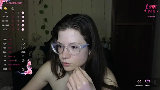 Snapshot of Alicia_redfollow chatting on 03.22.25 Alicia redfollow online show from 03.22.25