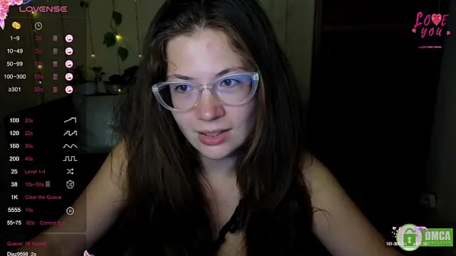 Snapshot of Alicia_redfollow chatting on 09.11.25 Alicia redfollow online show from 09.11.25