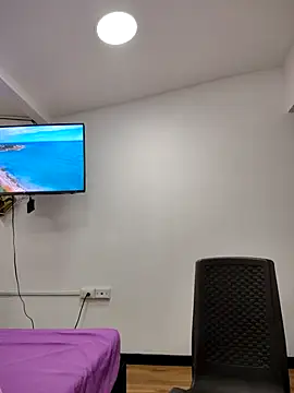 Snapshot of Miss_balloonsmila chatting on 10.08.25 Miss balloonsmila online show from 10.08.25