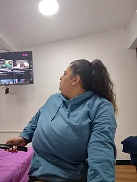 Snapshot of Miss_balloonsmila chatting on 10.18.25 Miss balloonsmila online show from 10.18.25