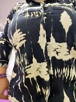 Snapshot of Miss_balloonsmila chatting on 11.15.25 Miss balloonsmila online show from 11.15.25