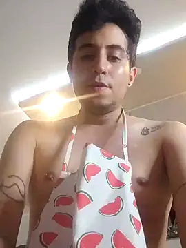 Snapshot of GamerQuinn chatting on 12.19.24 GamerQuinn online show from 12.19.24