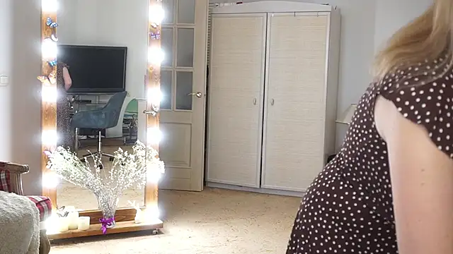 moonlight4u online show from 04.12.26