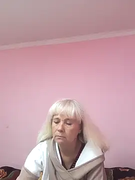 sakura blonde online show from 09.25.25