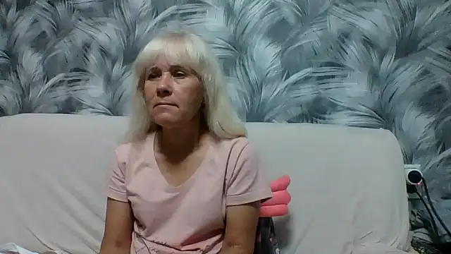 sakura blonde online show from 10.02.25