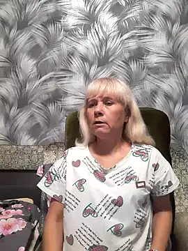 sakura blonde online show from 10.13.25