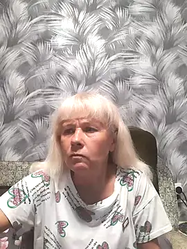 sakura blonde online show from 10.24.25