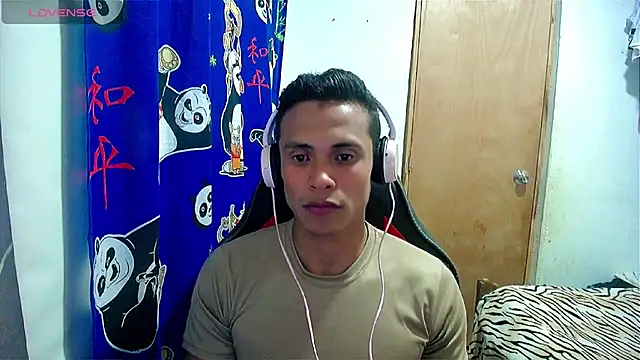 Willy Mate online show from 12.18.24