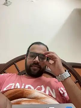 Arsh Loves Luv online show from 12.27.24