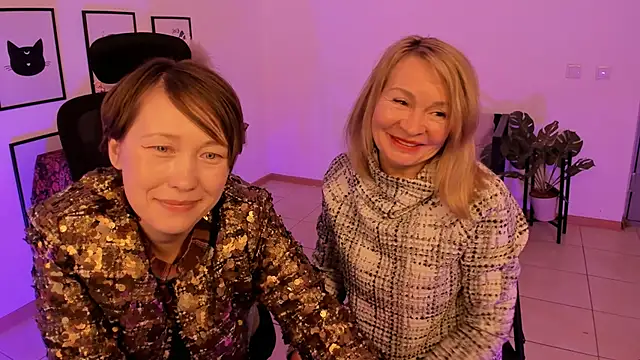 Snapshot of RosalindaFortuna chatting on 02.27.25 RosalindaFortuna online show from 02.27.25