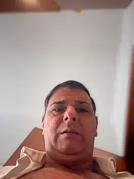 SecretlyDD online show from 11.06.25