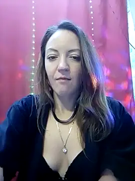 KattyLuuu online show from 12.22.24