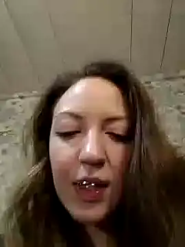 KattyLuuu online show from 12.27.24