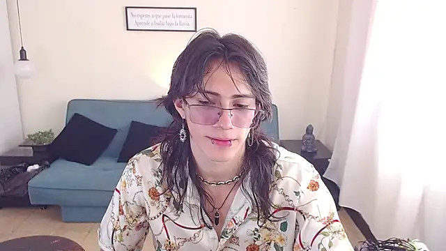 Snapshot of andreey50 chatting on 01.25.25 andreey50 online show from 01.25.25