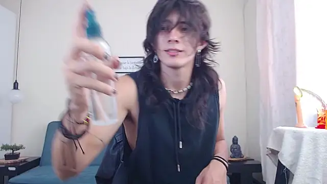 Snapshot of andreey50 chatting on 02.21.25 andreey50 online show from 02.21.25