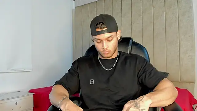 jeicob gagnon online show from 10.05.25