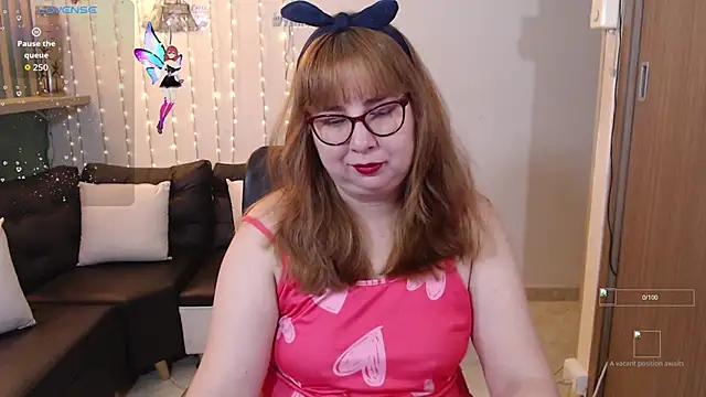 chloe prg online show from 11.24.25