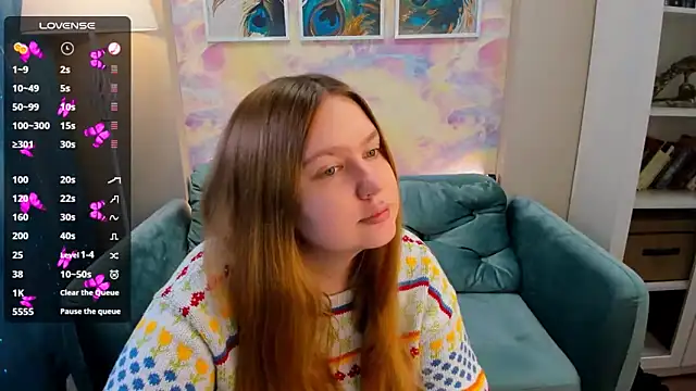 Snapshot of Ellie_Wellie chatting on 10.27.25 Ellie Wellie online show from 10.27.25