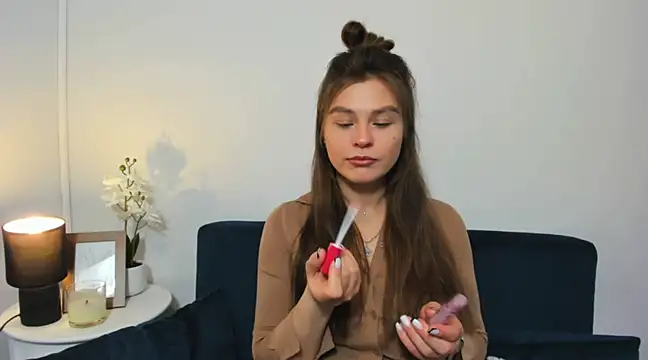 CamilaAmazing online show from 03.18.25